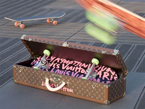 Louis Vuitton stephen sprouse skateboard